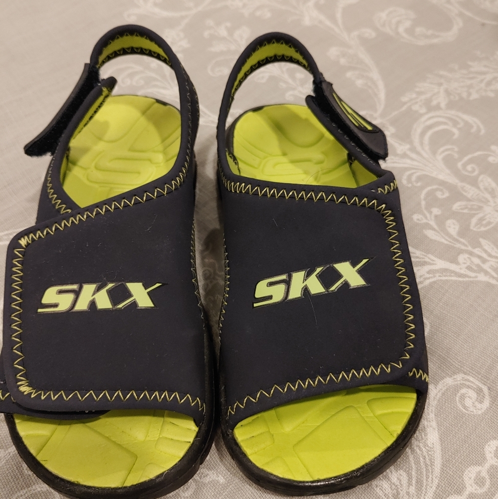 Sketchers Sandals Size 12